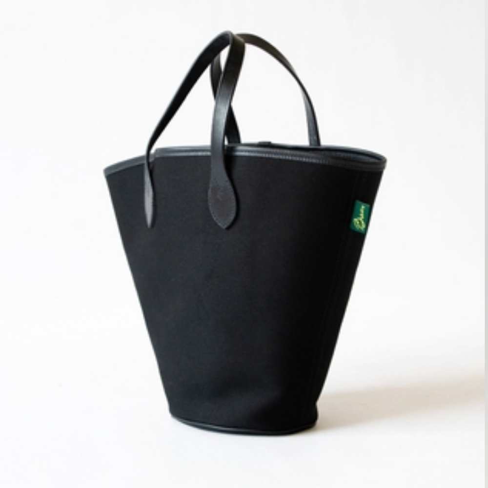 EXCELLENT BRADY TAMAR SMALL TOTE BAG